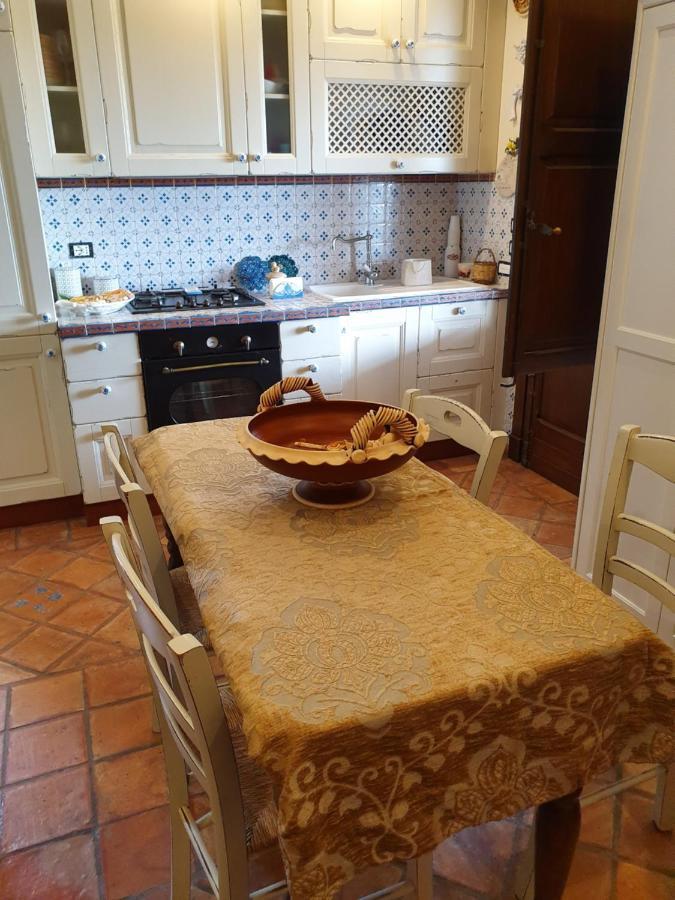 לצ'ה Villa Zecca Con Piscina מראה חיצוני תמונה
